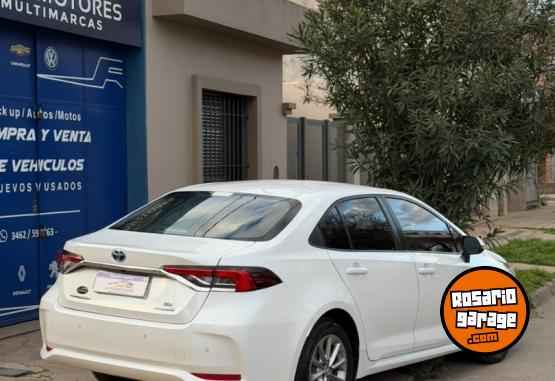 Autos - Toyota COROLLA HYBRDO XEI CVT 2022 Electrico / Hibrido 150000Km - En Venta