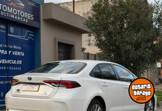 Autos - Toyota COROLLA HYBRDO XEI CVT 2022 Electrico / Hibrido 150000Km - En Venta