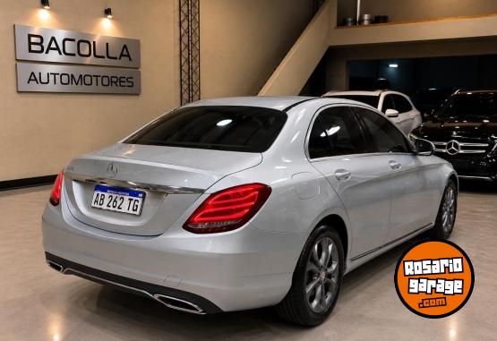 Autos - Mercedes Benz C250 2017 Nafta 117000Km - En Venta