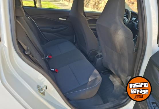 Autos - Chevrolet Onix 1.0 T LT 2025 Nafta 31000Km - En Venta