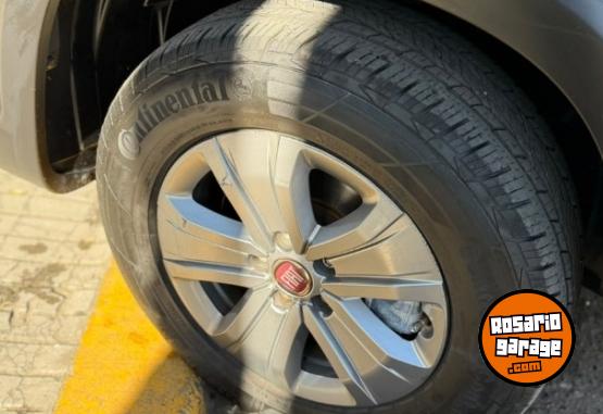 Autos - Fiat Toro Freedom 1.8 2021 GNC 70000Km - En Venta