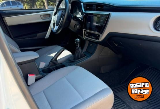 Autos - Toyota corolla xei 2017 Nafta 107000Km - En Venta