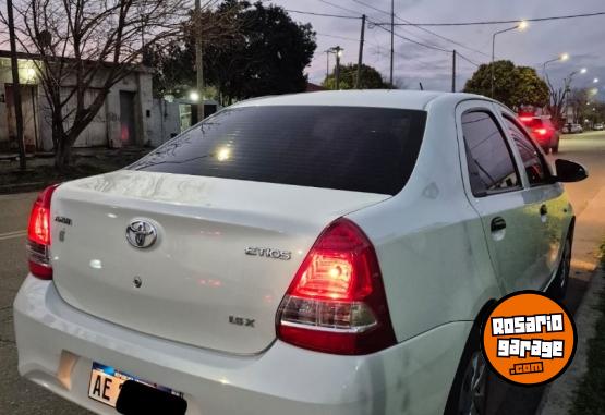 Autos - Toyota Etios 2020 Nafta 68000Km - En Venta