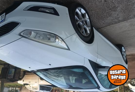 Autos - Ford Focus 2017 Nafta 108000Km - En Venta