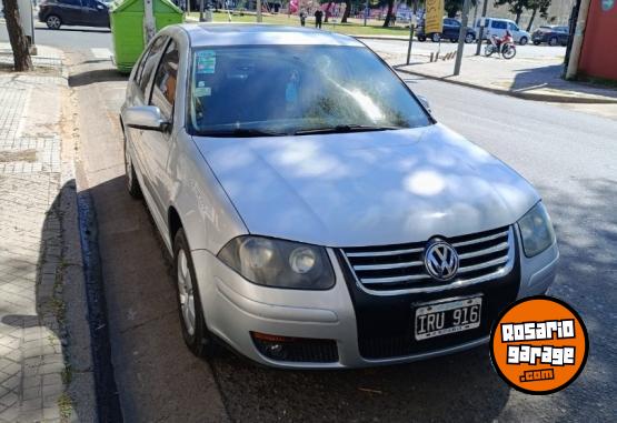 Autos - Volkswagen Bora 2.0 Trendline 2010 GNC 192500Km - En Venta