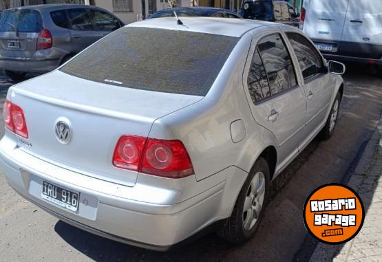 Autos - Volkswagen Bora 2.0 Trendline 2010 GNC 192500Km - En Venta