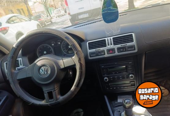 Autos - Volkswagen Bora 2.0 Trendline 2010 GNC 192500Km - En Venta