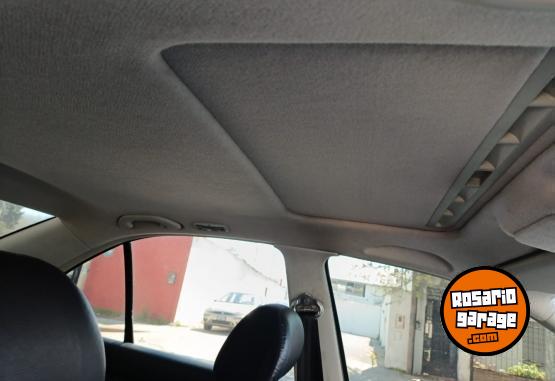 Autos - Volkswagen Bora 2.0 Trendline 2010 GNC 192500Km - En Venta