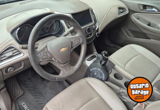 Autos - Chevrolet Cruze ltz impecable permu 2017 Nafta 126000Km - En Venta