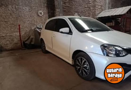 Autos - Toyota Etios XLS 2020 Nafta 21500Km - En Venta