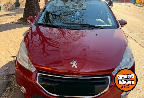 Autos - Peugeot 208 allure 2013 Nafta 95000Km - En Venta