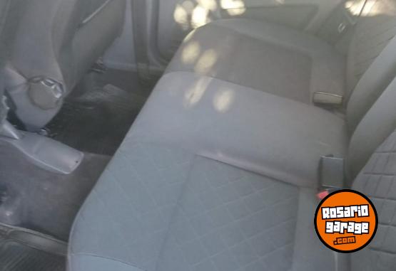 Autos - Volkswagen Suran 2013 GNC 165000Km - En Venta