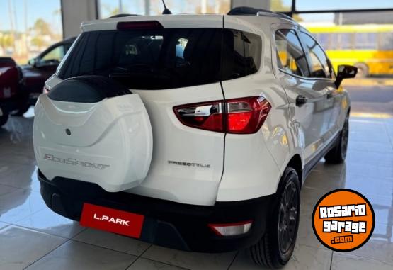 Autos - Ford Ecosport Freestyle 2017 GNC 120000Km - En Venta
