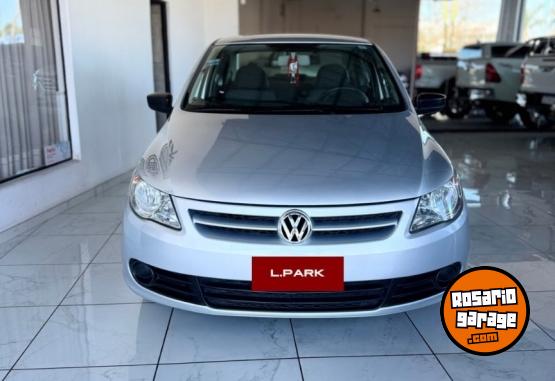Autos - Volkswagen VOYAGE COMFORTLINE 2011 Nafta 114000Km - En Venta