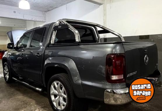 Camionetas - Volkswagen Amarok 2023 Diesel 90000Km - En Venta