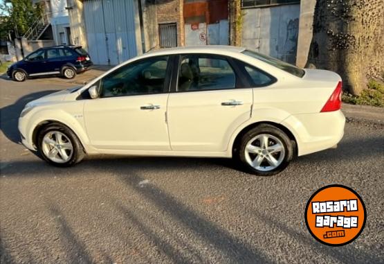 Autos - Ford FOCUS 1.6 TREND EXE GNC 2012 GNC  - En Venta