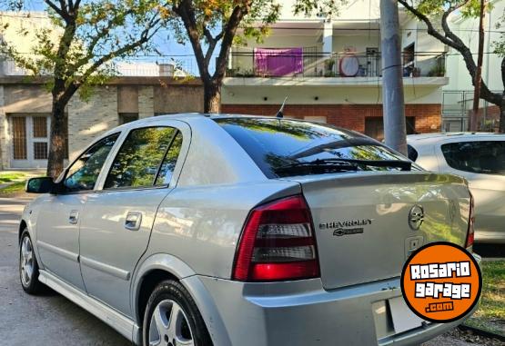Autos - Chevrolet Astra GL 2006 GNC 240000Km - En Venta