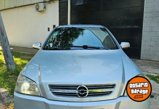 Autos - Chevrolet Astra GL 2006 GNC 240000Km - En Venta