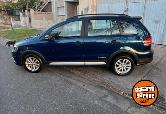 Autos - Volkswagen SURAN 1.6 TRACK 2017 Nafta - En Venta