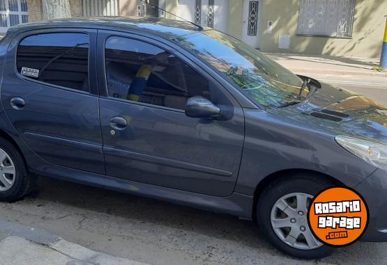 Autos - Peugeot 207 Compact Allure 2016 Nafta 99000Km - En Venta