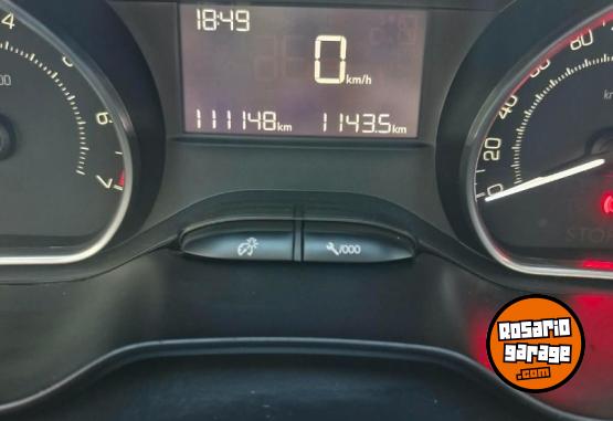 Autos - Peugeot 208 2017 Nafta 110000Km - En Venta