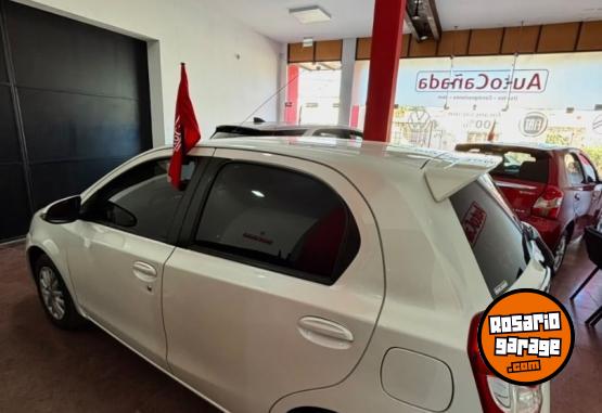 Autos - Toyota ETIOS XLS 1.5 2016 Nafta 90000Km - En Venta