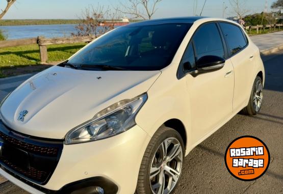 Autos - Peugeot 208 Gt 2019 Nafta 59000Km - En Venta