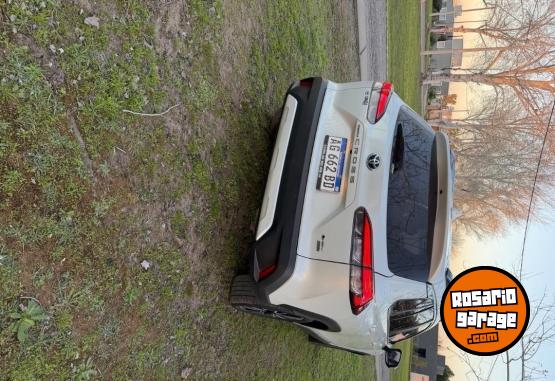 Autos - Toyota Corolla cross híbrida seg 2024 Nafta 57000Km - En Venta