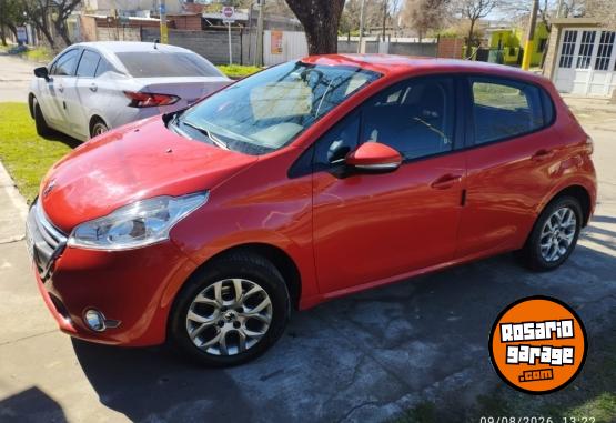 Autos - Peugeot 208 2016 Nafta 135000Km - En Venta