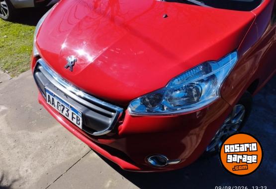 Autos - Peugeot 208 2016 Nafta 135000Km - En Venta