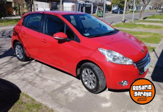 Autos - Peugeot 208 2016 Nafta 135000Km - En Venta
