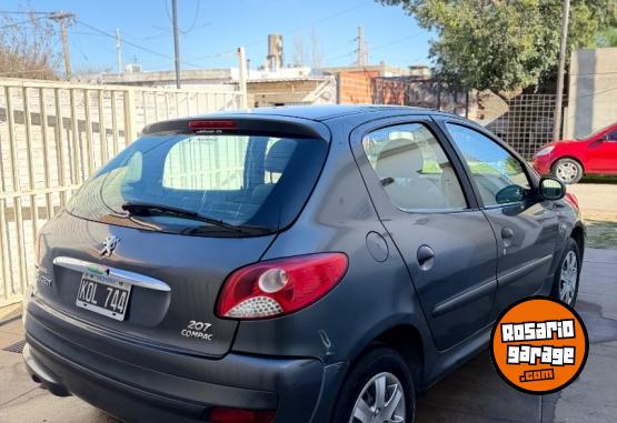 Autos - Peugeot 207 2011 Nafta 182000Km - En Venta