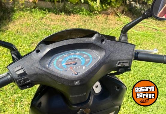 Motos - Honda Elite 2011 Nafta 39000Km - En Venta