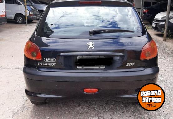 Autos - Peugeot 206 2005 Diesel 176000Km - En Venta