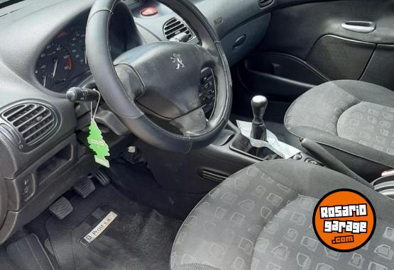 Autos - Peugeot 206 2005 Diesel 176000Km - En Venta
