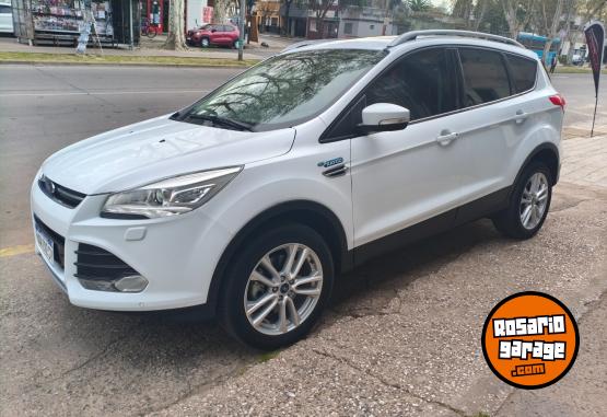 Camionetas - Ford Kuga 2.0 4x4 titanium 2016 Nafta 80000Km - En Venta