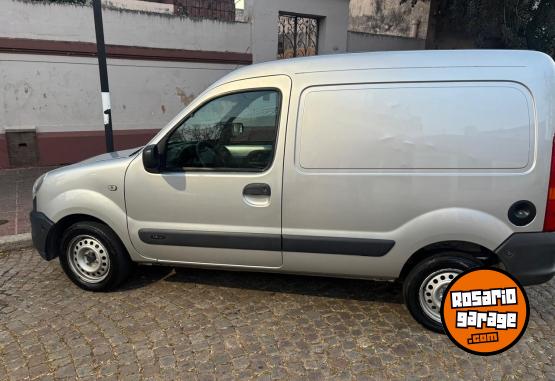 Utilitarios - Renault Kangoo 2018 Nafta 304500Km - En Venta