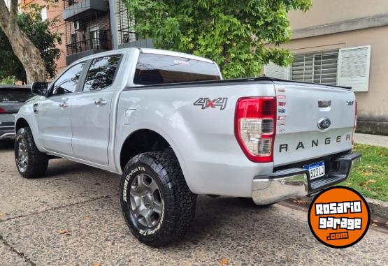 Camionetas - Ford Ranger xlt 4x4 at permuto 2018 Diesel 140000Km - En Venta