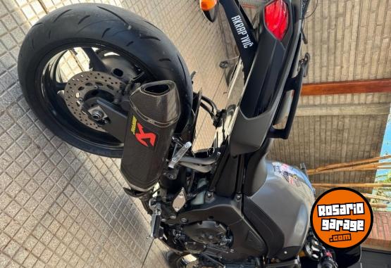 Motos - Yamaha Fz800 2013 Nafta 28000Km - En Venta