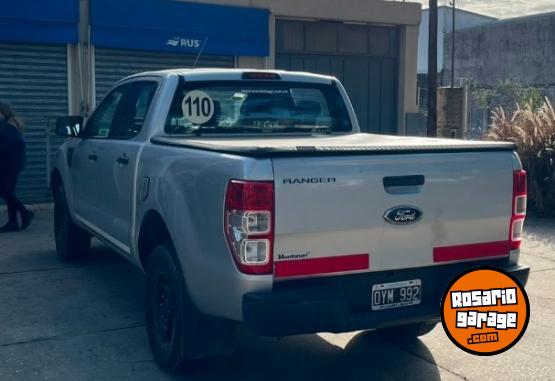 Camionetas - Ford RANGER XL 4X2 2015 Diesel 200000Km - En Venta