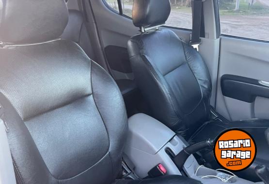 Camionetas - Mitsubishi L200. 3.2 Cr Dc 4X4 2011 Diesel 240000Km - En Venta