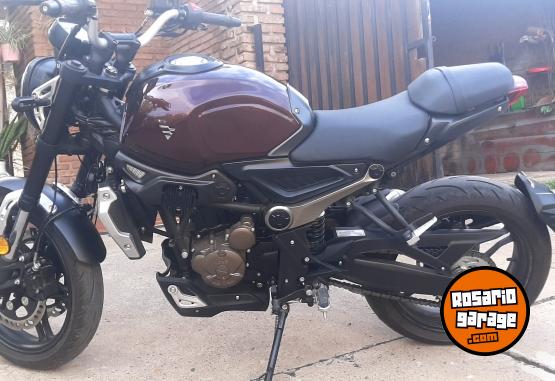 Motos - Voge Ac 300 2024 Nafta 1470Km - En Venta