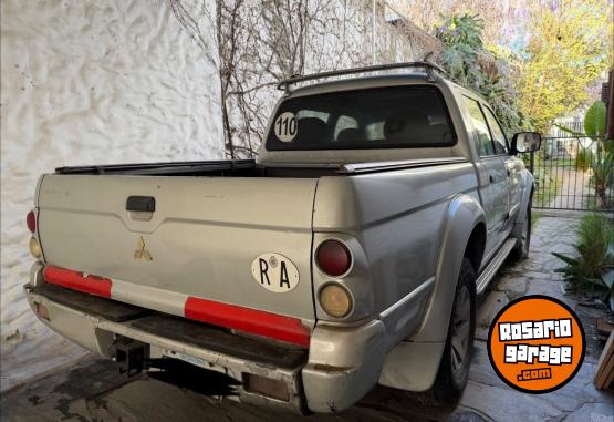 Camionetas - Mitsubishi L200 2004 Diesel 180000Km - En Venta