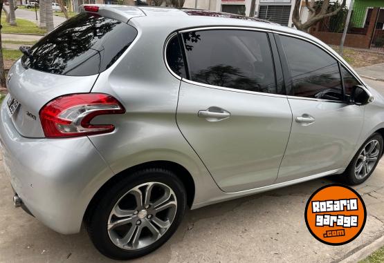 Autos - Peugeot 208 Feline 2014 Nafta 83700Km - En Venta