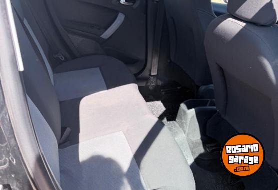 Autos - Peugeot 208 allure 1.6 2014 Nafta 135500Km - En Venta