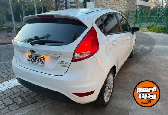 Autos - Ford Fiesta 2015 GNC 161000Km - En Venta