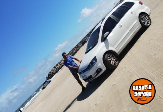 Autos - Volkswagen SURAN HIGHLINE NAVEGADOR 2017 Nafta 113000Km - En Venta