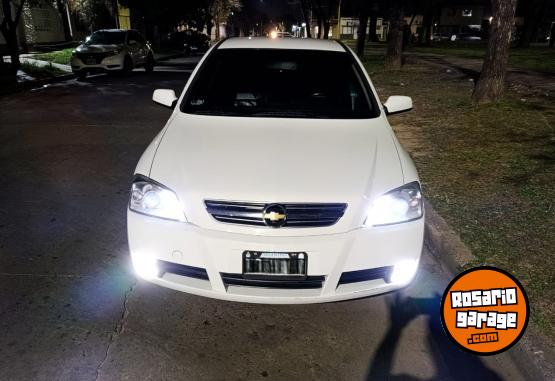 Autos - Chevrolet Astra GLS 2011 GNC 120000Km - En Venta