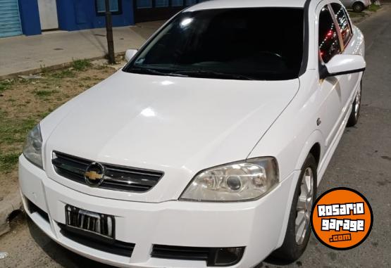 Autos - Chevrolet Astra GLS 2011 GNC 120000Km - En Venta