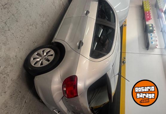 Autos - Volkswagen Gol Trend 1.6 2015 Nafta 85200Km - En Venta